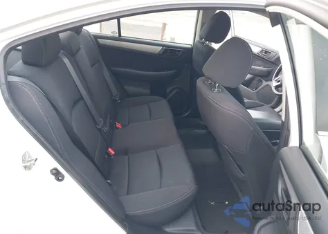 2015 Subaru Legacy 2.5I z USA, uszkodzony, nr VIN 4S3BNAA67F3059251